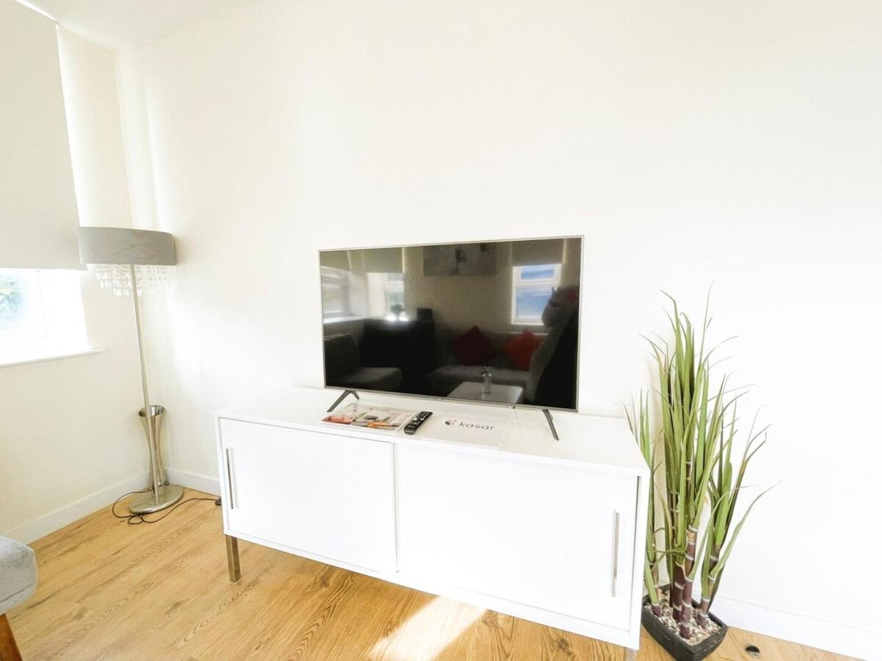 Maidstone Heights By Kasar Stays Esterno foto